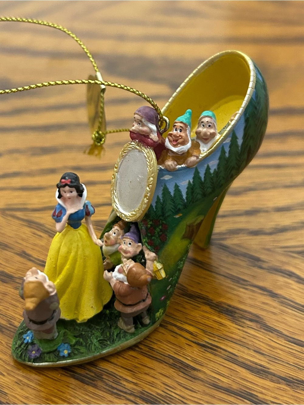 The Bradford Exchange Yellow & Green Snow White High Heel Ornament